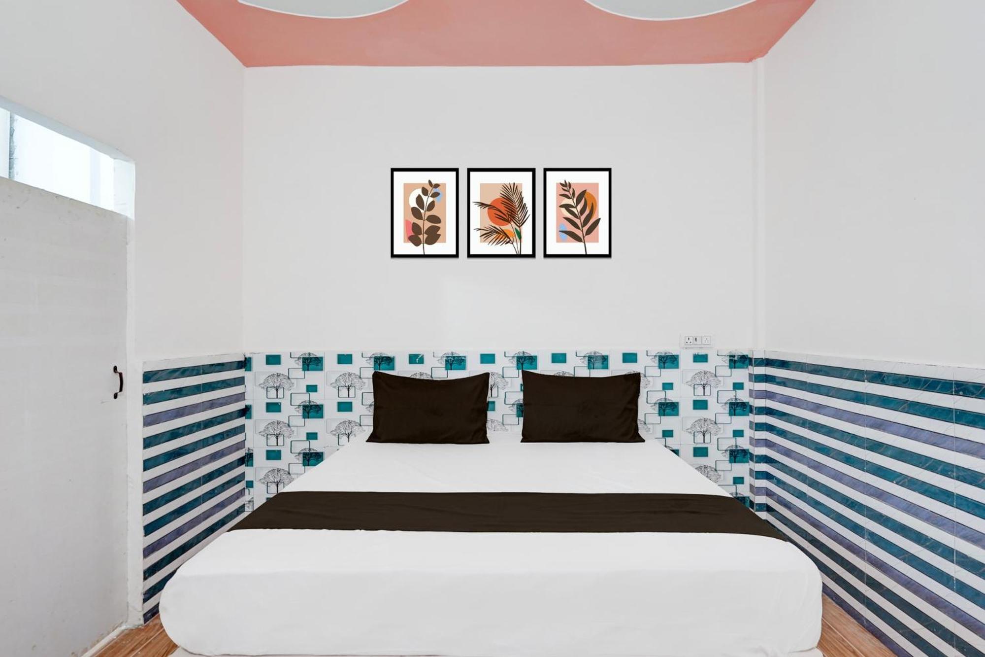 Hotel O Golden Bird نويدا المظهر الخارجي الصورة