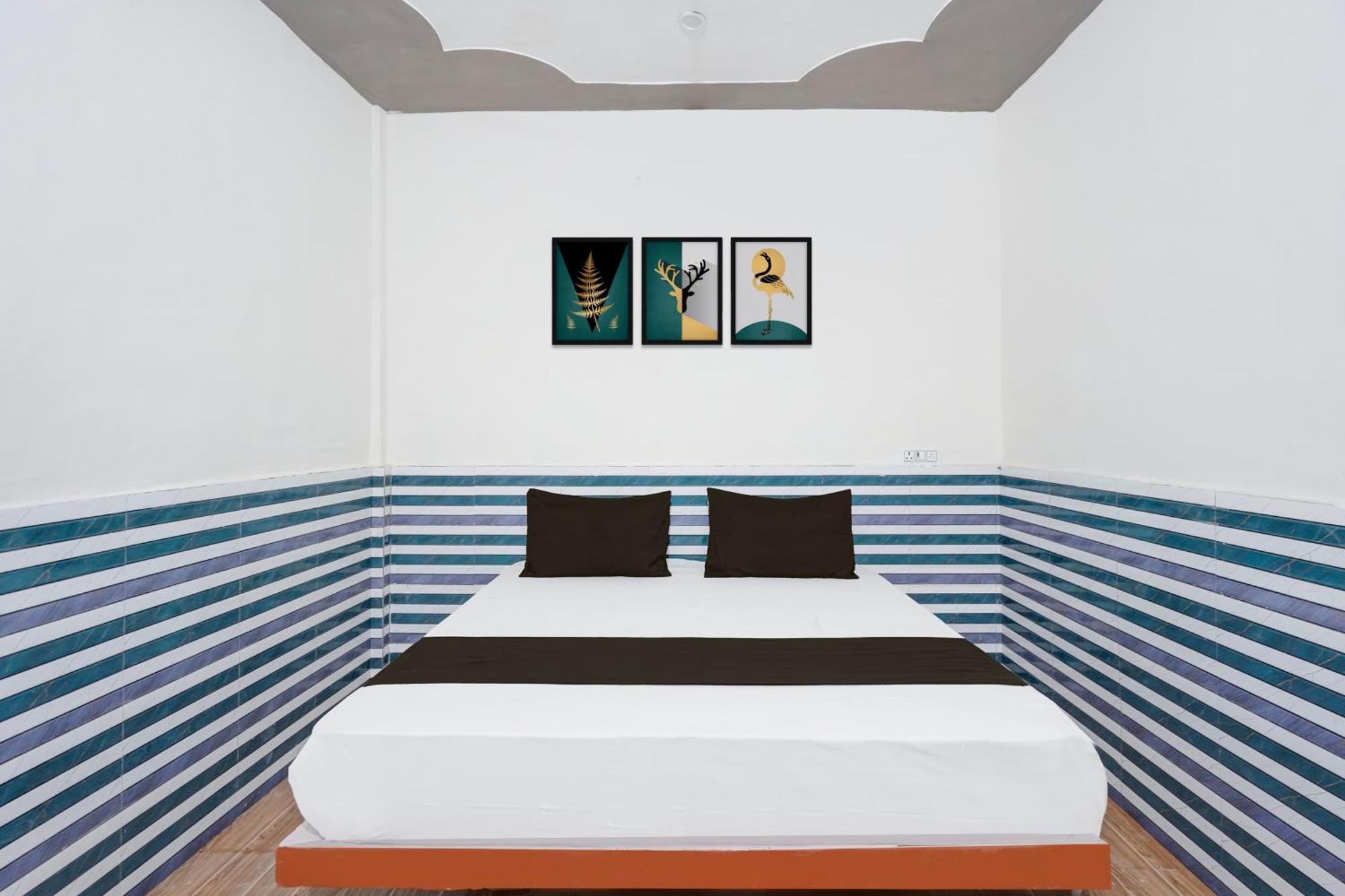 Hotel O Golden Bird نويدا المظهر الخارجي الصورة