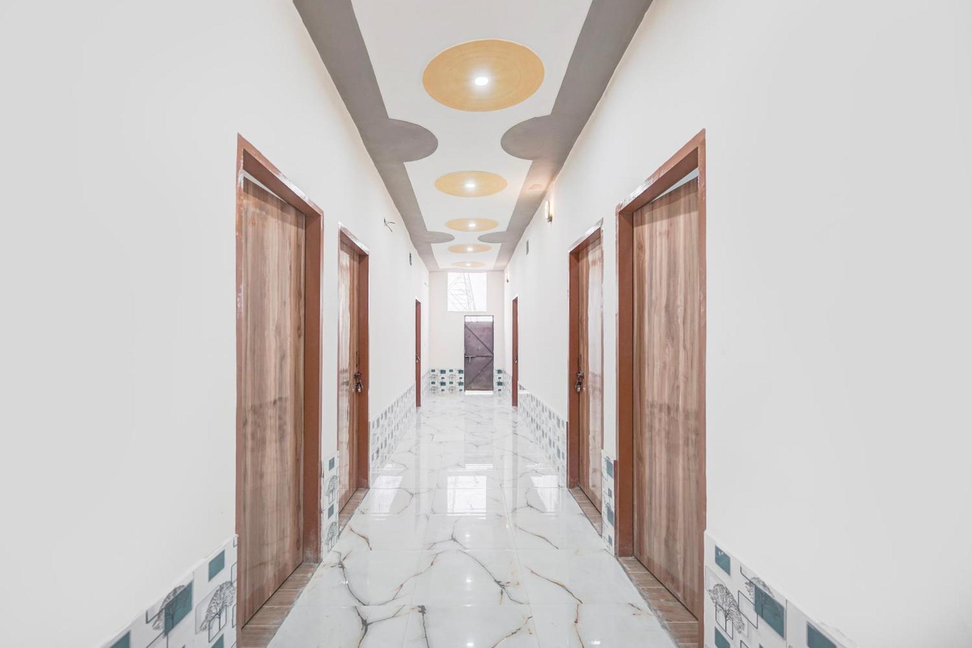 Hotel O Golden Bird نويدا المظهر الخارجي الصورة