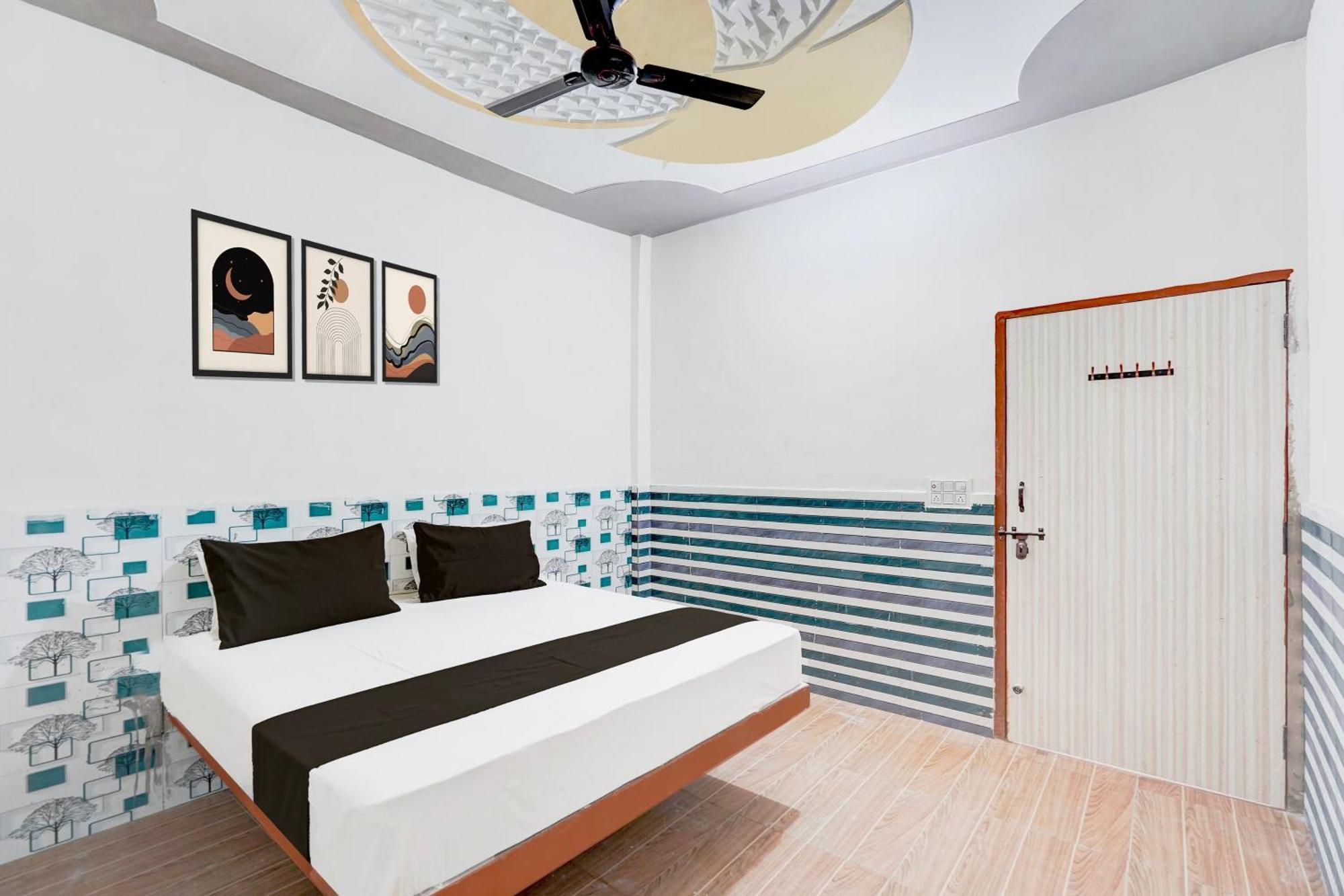 Hotel O Golden Bird نويدا المظهر الخارجي الصورة