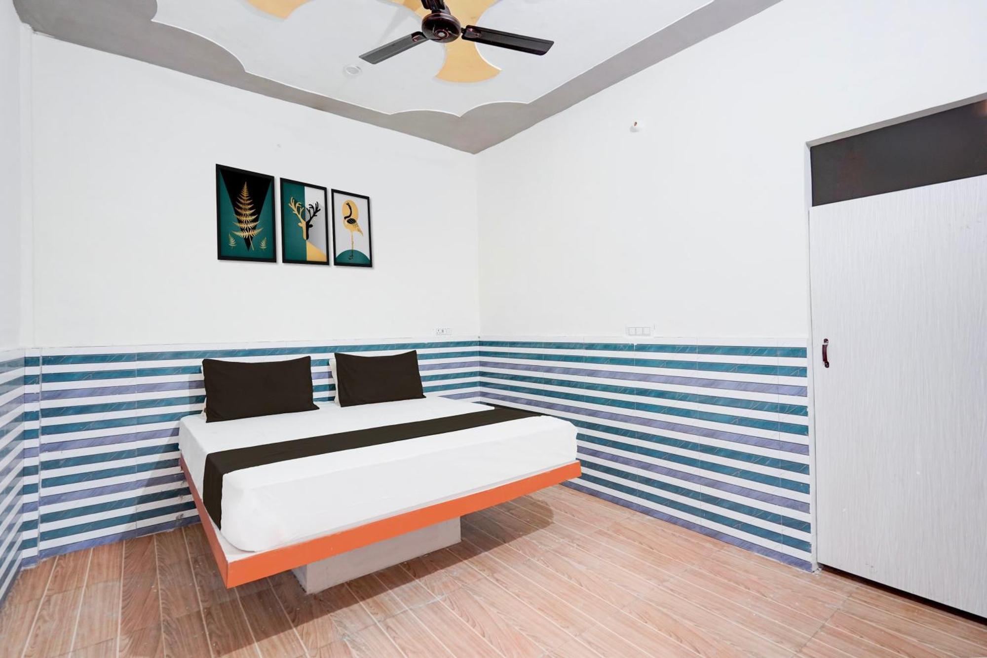 Hotel O Golden Bird نويدا المظهر الخارجي الصورة